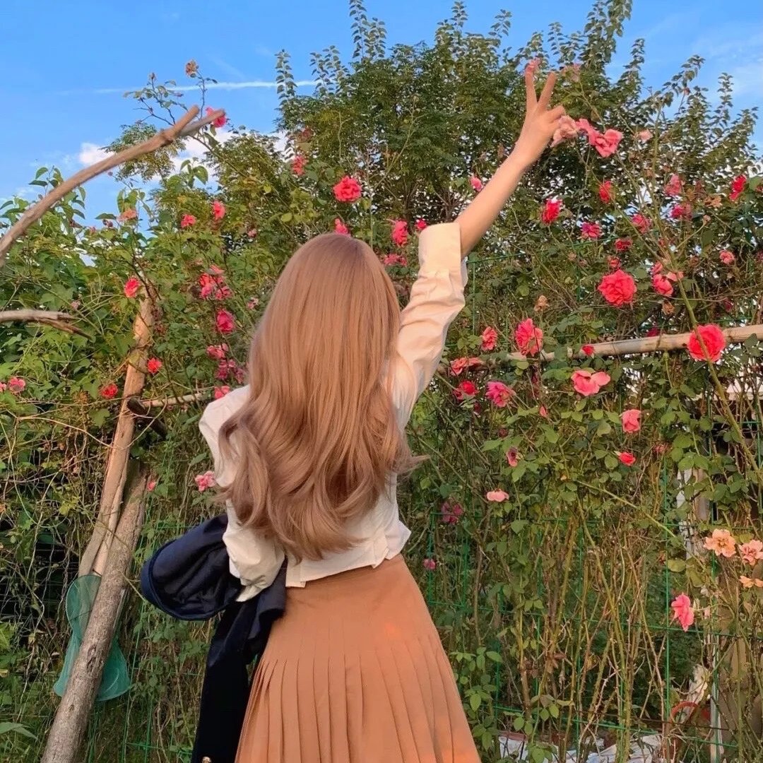 浮出水面的影子